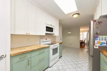 Breakfast Nook Photo of 22687 Kendrick Loop, Maple Ridge, BC