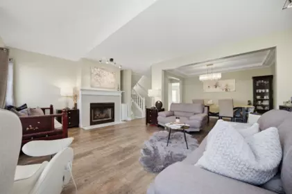 Kitchen Photo of 817 Roche Point Drive, North Vancouver, BC