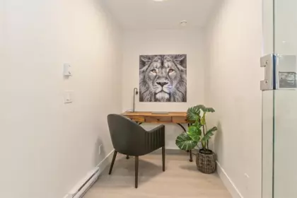 Office / Den Photo of 210 23189 Francis Avenue, Langley, BC