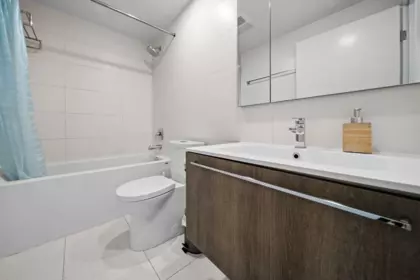 Guest Bathroom Photo of 1911 285 E 10th Avenue, Vancouver, BC
