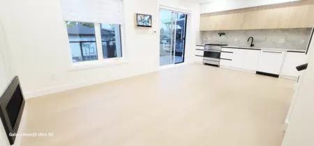 2 2741 Grant Street, Vancouver, BC, Vancouver — Half Duplex for sale