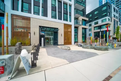 207 6537 Telford Avenue, Burnaby, BC, Burnaby — Apartment/Condo for sale