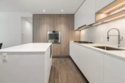 Kitchen Island Photo of 527 6300 Minoru Boulevard, Richmond, BC