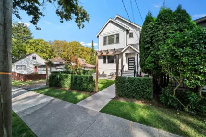 Hot Tub / Spa Photo of 1131 E 23rd Avenue, Vancouver, BC
