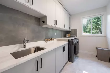 Hot Tub / Spa Photo of 4113 207 Street, Langley, BC