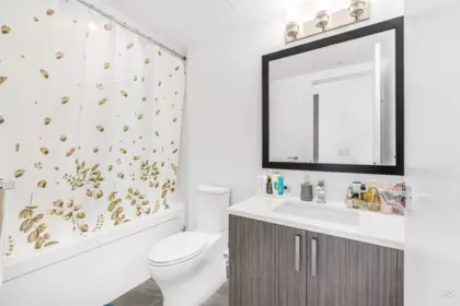 Pantry Photo of 913 13350 Central Avenue, Surrey, BC