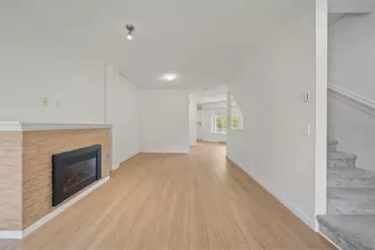 Primary Bathroom Photo of 24 6852 193 Street, Surrey, BC