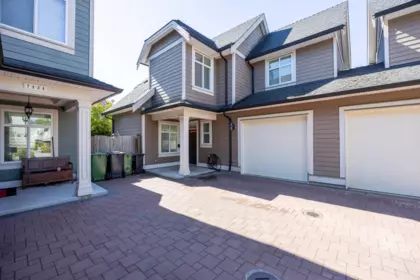 Hot Tub / Spa Photo of 7622 Acheson Road, Richmond, BC