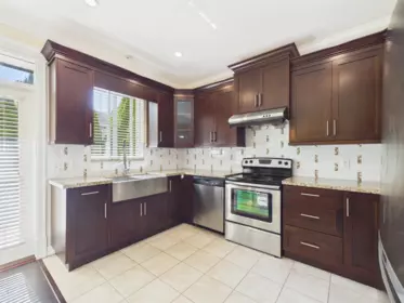 Kitchen Island Photo of 7622 Acheson Road, Richmond, BC