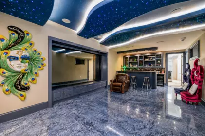 Entry Foyer Photo of 4751 Granville Avenue, Richmond, BC