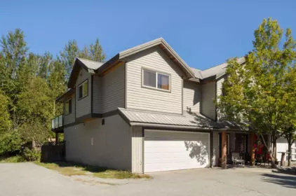 6 7467 Prospect Street, Pemberton, BC, Pemberton — Half Duplex for sale