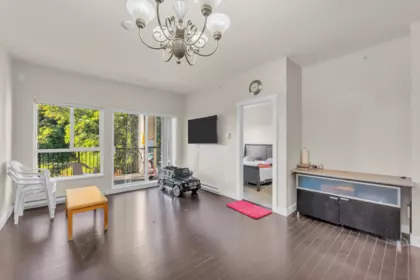 Bedroom 4 Photo of 409 9655 King George Boulevard, Surrey, BC