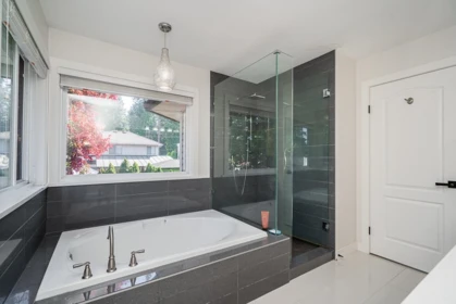 Entry Foyer Photo of 9290 203b Street, Langley, BC