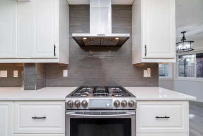 Kitchen Island Photo of 9290 203b Street, Langley, BC