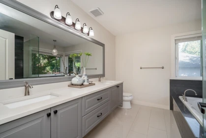 Mudroom Photo of 9290 203b Street, Langley, BC