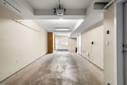 Hallway Photo of 87 9088 Halston Court, Burnaby, BC