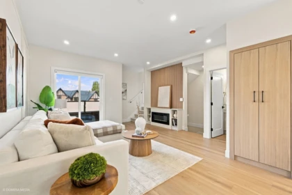 Family Room Photo of 9 17432 58 Avenue, Surrey, BC