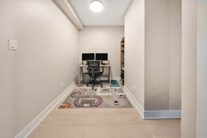 Entry Foyer Photo of 2703 4808 Hazel Street, Burnaby, BC