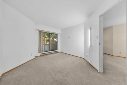 Walk-In Closet Photo of 110 2222 Prince Edward Street, Vancouver, BC