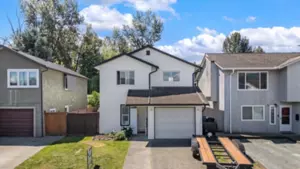 8542 Mccutcheon Avenue, Chilliwack, BC