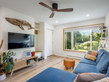 Living Room Photo of 38876 Buckley Avenue, Squamish, BC