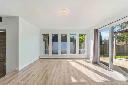 Breakfast Nook Photo of 20225 Lorne Avenue, Maple Ridge, BC