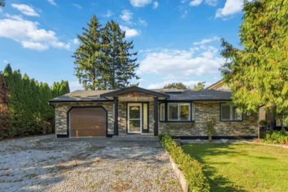 20225 Lorne Avenue, Maple Ridge, BC, Maple ridge — Single Family Residence for sale