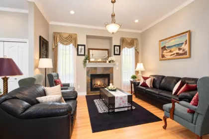 607 Sunset Avenue, Coquitlam, BC, Coquitlam — Half Duplex for sale