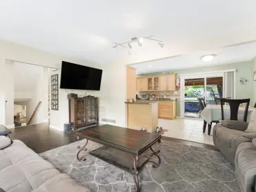 1693 Mountain Highway, North Vancouver, BC, North vancouver — Single Family Residence for sale