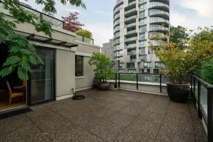 503 1330 Jervis Street, Vancouver, BC, Vancouver — Apartment/Condo for sale