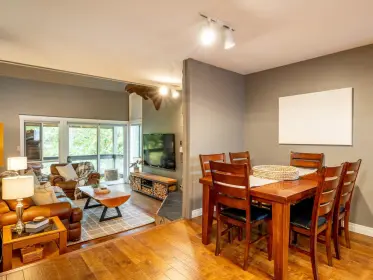 2 6125 Eagle Drive, Whistler, BC, Whistler — Townhouse for sale