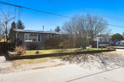 32130 Bueckert Avenue, Mission, BC, Mission — Single Family Residence for sale