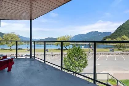 213 378 Esplanade Avenue, Harrison Hot Springs, BC, Harrison hot springs — Apartment/Condo for sale