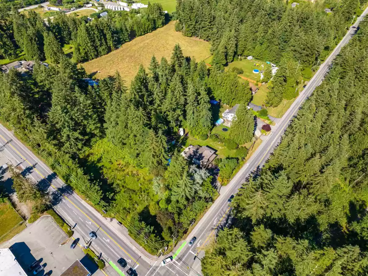Guest Bathroom Photo of 20877 40 Avenue, Langley, BC