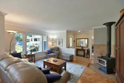 6383 Norwest Bay Road, Sechelt, BC, Sechelt — Single Family Residence for sale