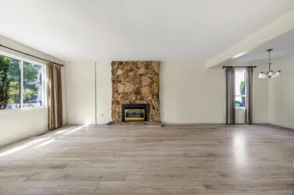 10528 Kozier Drive, Richmond, BC, Richmond — Single Family Residence for sale
