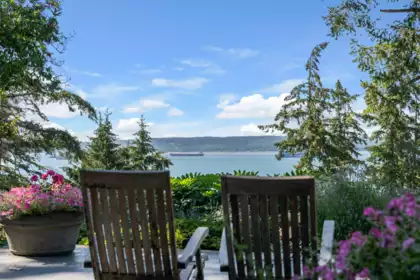 4528 Caulfeild Lane, West Vancouver, BC, West vancouver — Single Family Residence for sale
