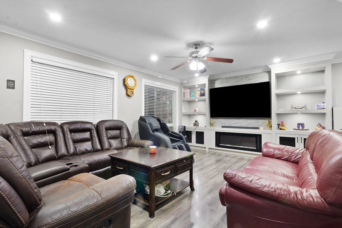 Dining Area Photo of 3462 Okanagan Drive, Abbotsford, BC