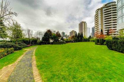 2201 4880 Bennett Street, Burnaby, BC