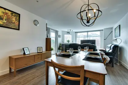 201 19131 Ford Road, Pitt Meadows, BC, Pitt meadows — Apartment/Condo for sale