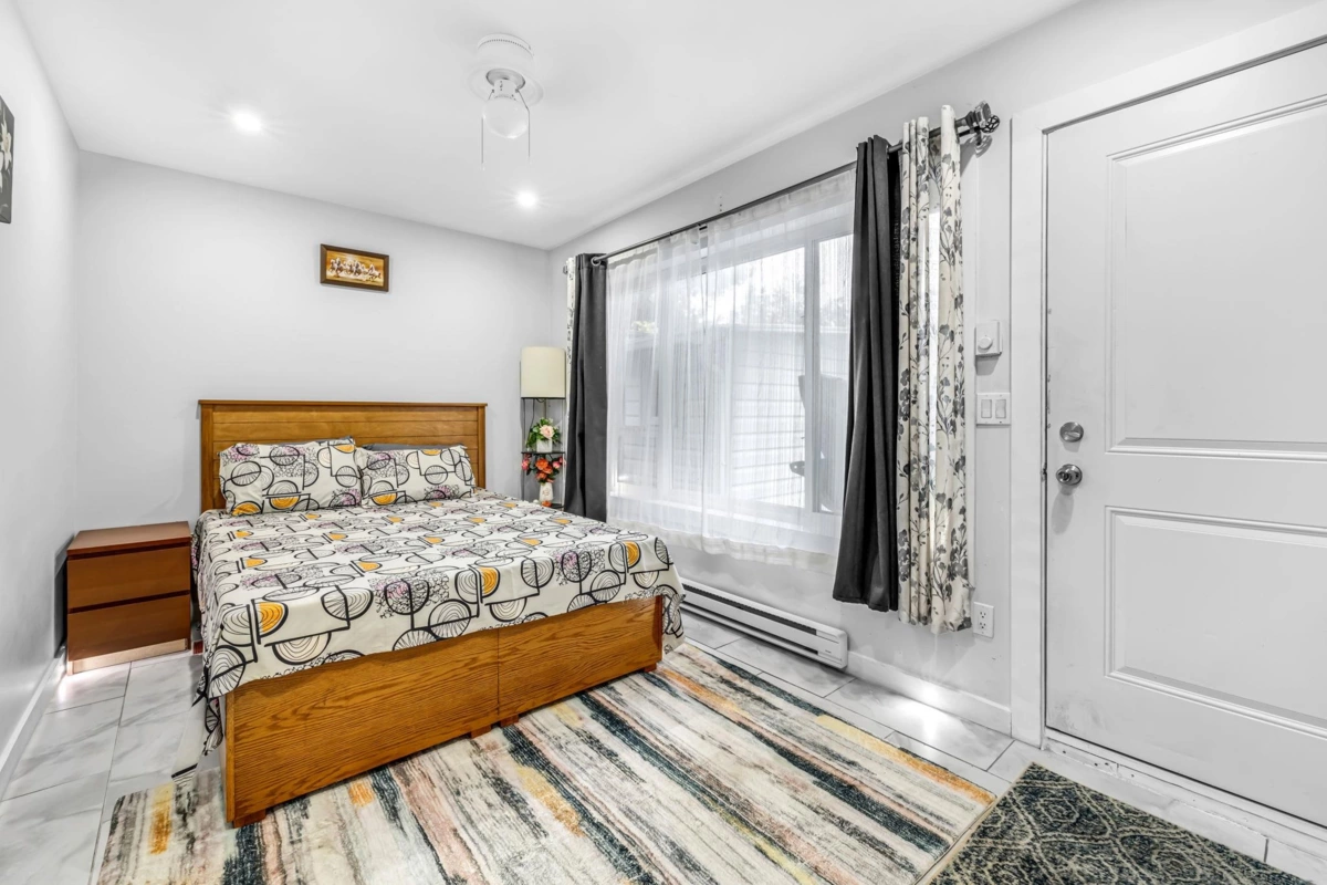 Bedroom 3 Photo of 6613 134 Street, Surrey, BC