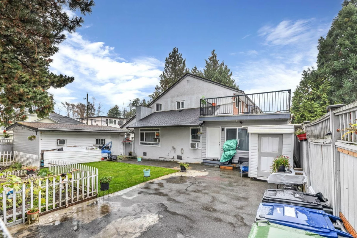 Garage Interior Photo of 6613 134 Street, Surrey, BC