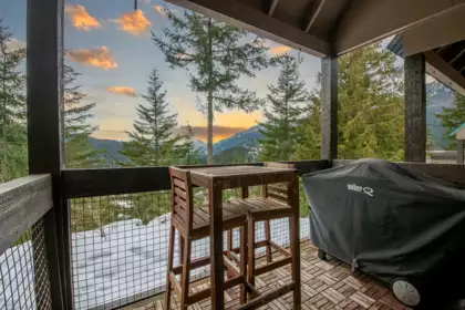 19 2400 Cavendish Way, Whistler, BC, Whistler — Apartment/Condo for sale