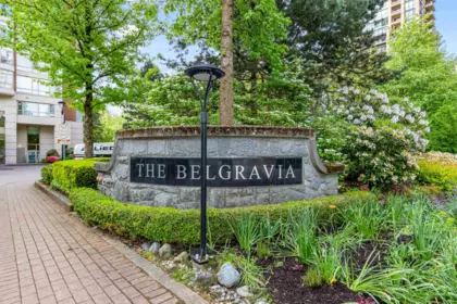 907 6838 Station Hill Drive, Burnaby, BC, Burnaby — Apartment/Condo for sale
