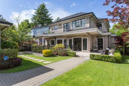 Hot Tub / Spa Photo of 4416 W 11th Avenue, Vancouver, BC