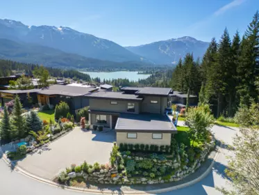 8604 Jon Montgomery Stroll Way, Whistler, BC, Whistler — Single Family Residence for sale