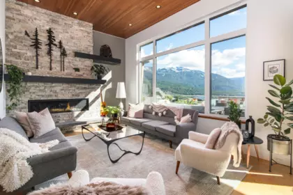 8604 Jon Montgomery Stroll Way, Whistler, BC, Whistler — Single Family Residence for sale
