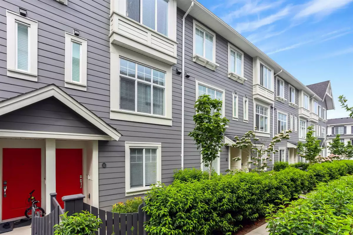 Family Room Photo of 51 15778 85 Avenue, Surrey, BC
