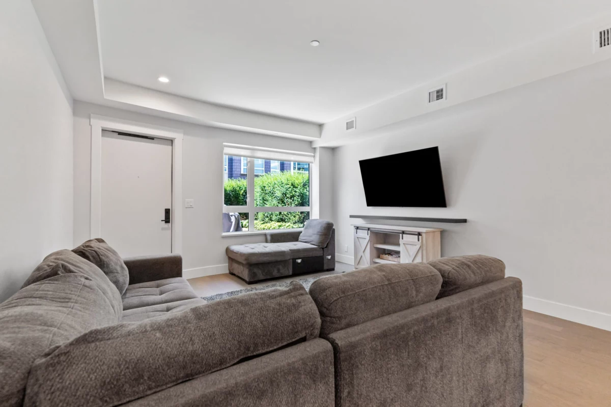 Bedroom 2 Photo of 122 12040 Plaza Street, Maple Ridge, BC