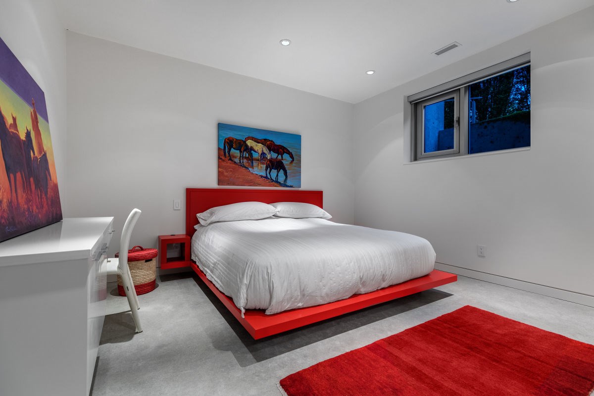 Bedroom 4 Photo of 2893 Bellevue Avenue, West Vancouver, BC